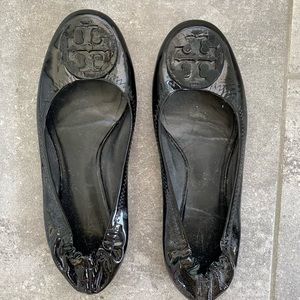 Tory Burch Black leather flats reva ballet
